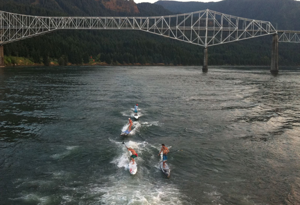 Paddle wheel SUP surfing