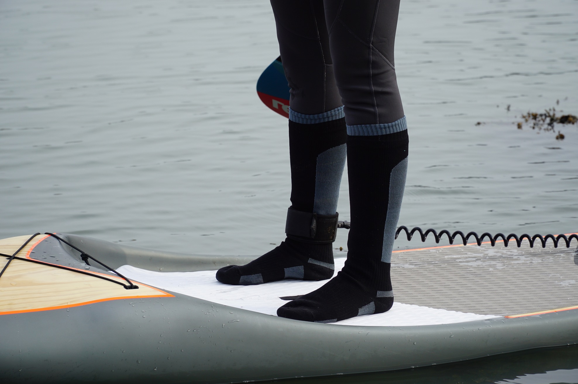 What to wear on your feet paddleboarding? - waterproof socks
