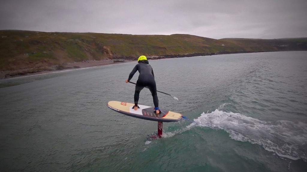 Lucy’s first SUP foil session / Lets just give it a go!