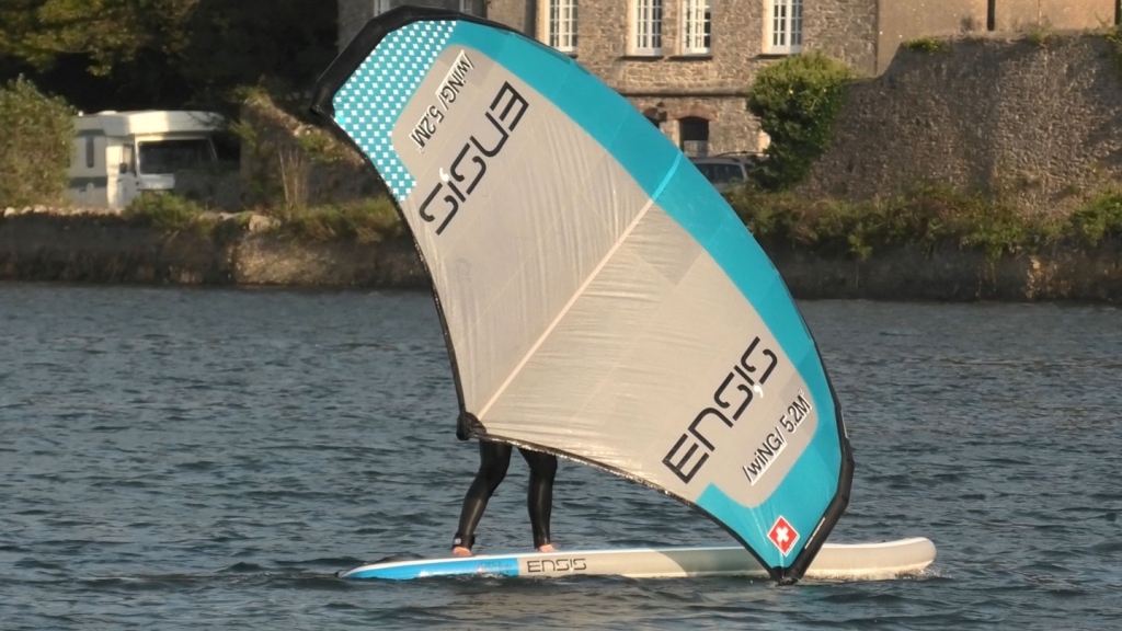 We take a ‘Quick Look’ at the Ensis 3 in 1 inflatable SUP / Wing, SUP and Windsurf