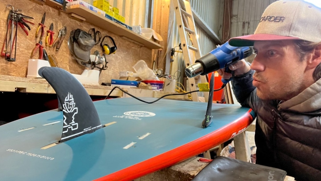 A heatgun, glue stick and a carbon board / What could go wrong?!