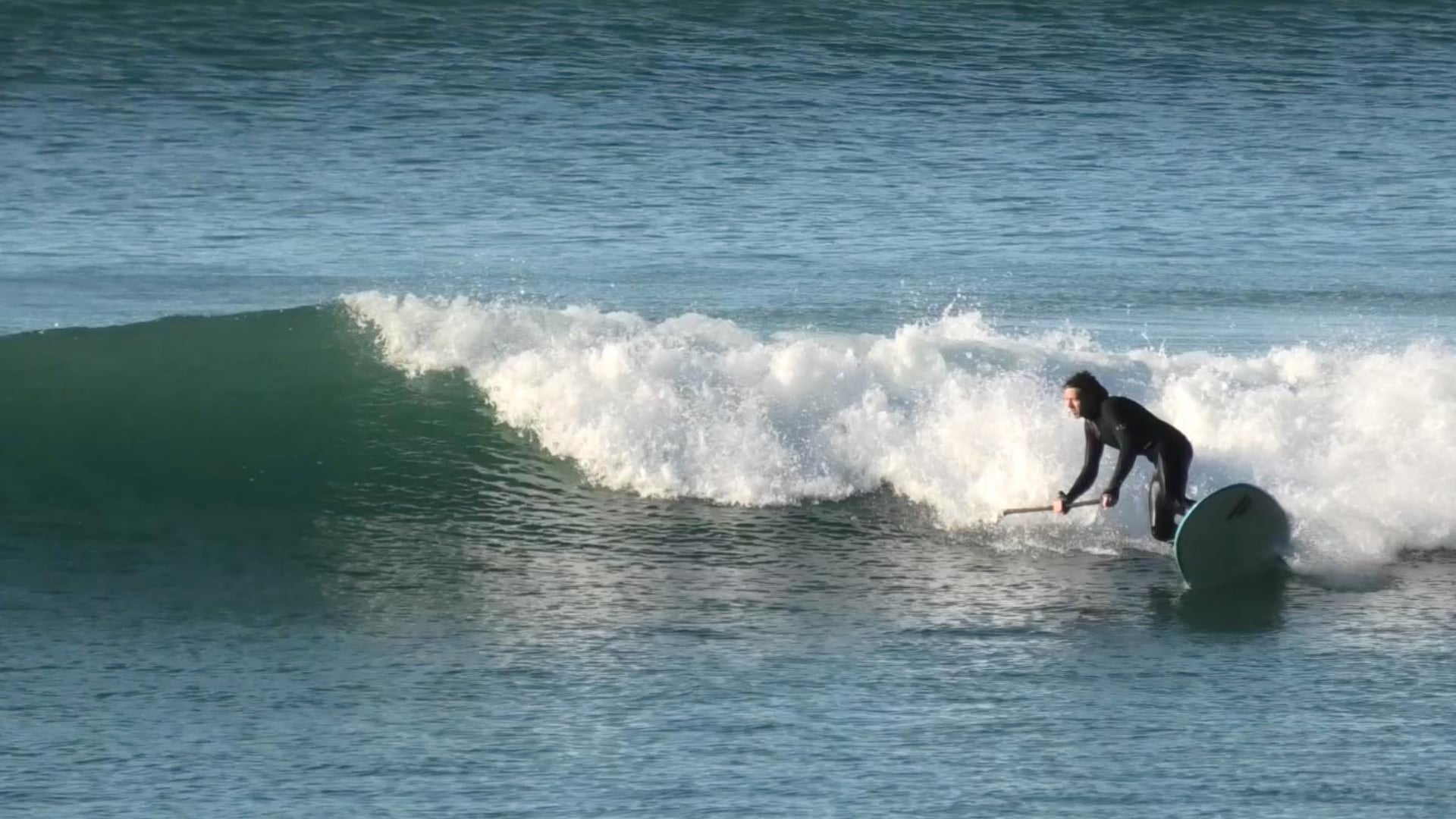 Longboard SUP Surfing Series #4 / Bottom Turn on a Longboard SUP PRO VIDEO